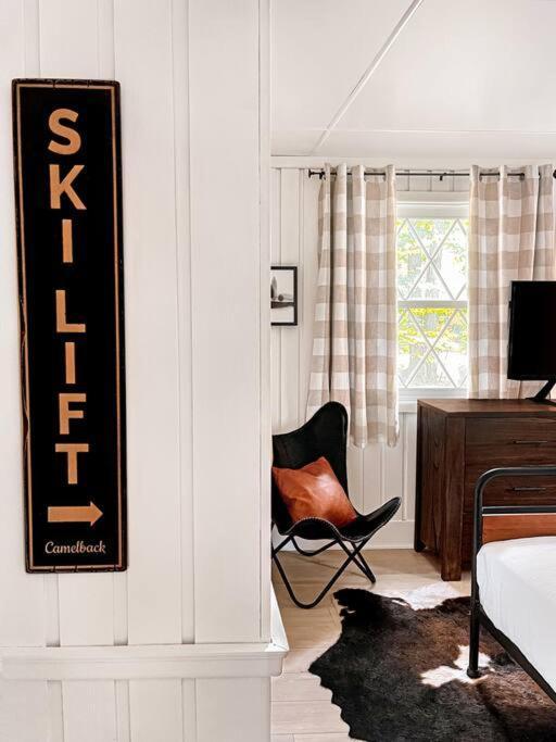 Stylish And Cozy Cabin, Walking Distance To Big Bass Lake Gouldsboro Екстериор снимка