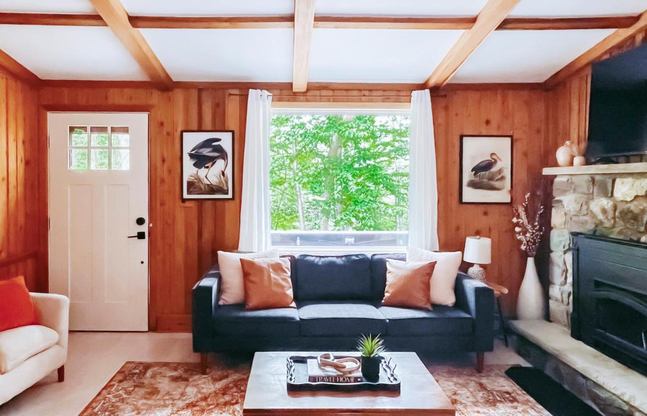 Stylish And Cozy Cabin, Walking Distance To Big Bass Lake Gouldsboro Екстериор снимка